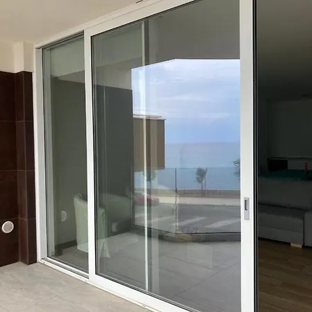 Marina Fronte Mare By Salentoville Apartment *